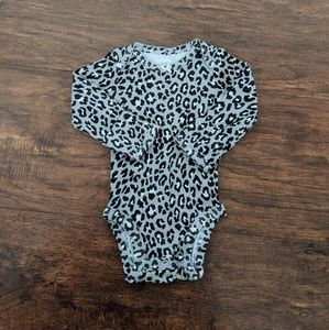 Newborn girls bodysuit